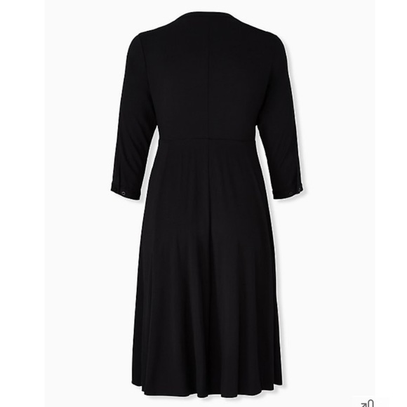 Torrid black challis button front midi shirt dress. Size 1. - Picture 2 of 6